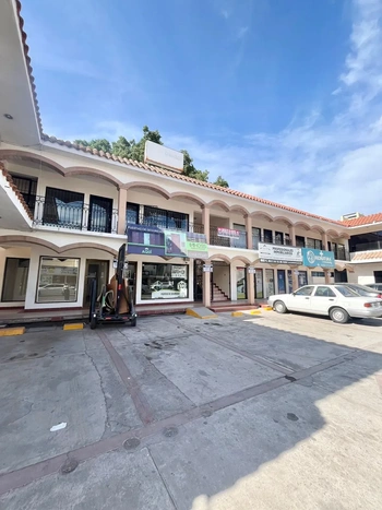 5_2747 | LOCAL COMERCIAL PLAZA SANTA ELENA | BIENES&RAICES MORENO Y ASOCIADOS INMOBILIARIA