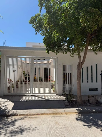 5_2849 | CASA EN VENTA FRACC VALLE DE LA ROSA | BIENES&RAICES MORENO Y ASOCIADOS INMOBILIARIA