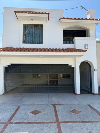 5_2943 | CASA EN VENTA COL CENTRO 3 REC | BIENES&RAICES MORENO Y ASOCIADOS INMOBILIARIA