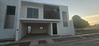 15_3015 | CASA NUEVA EN VENTA  FRACC SANTA TERESA | BIENES&RAICES MORENO Y ASOCIADOS INMOBILIARIA